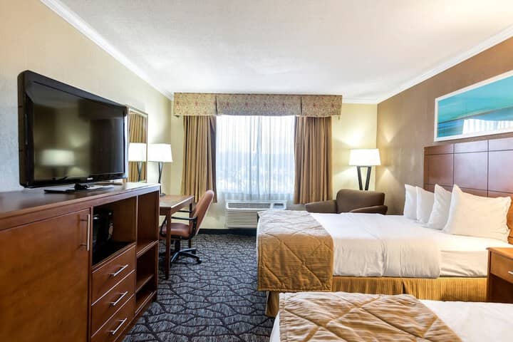 Room 13 of 61