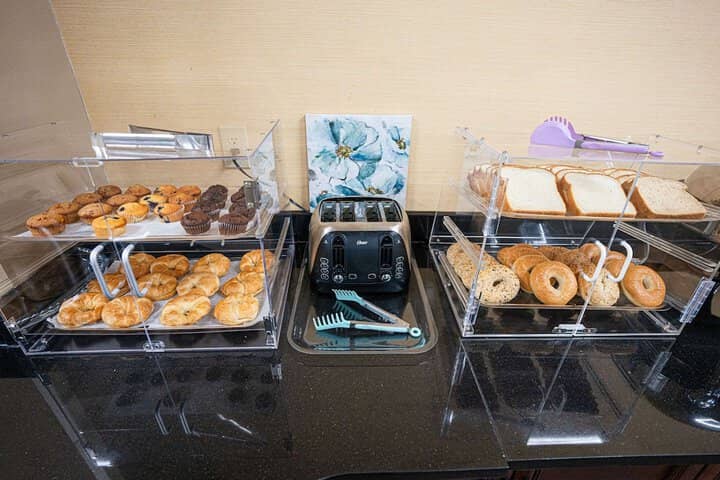 Breakfast/Coffee Service 37 of 61